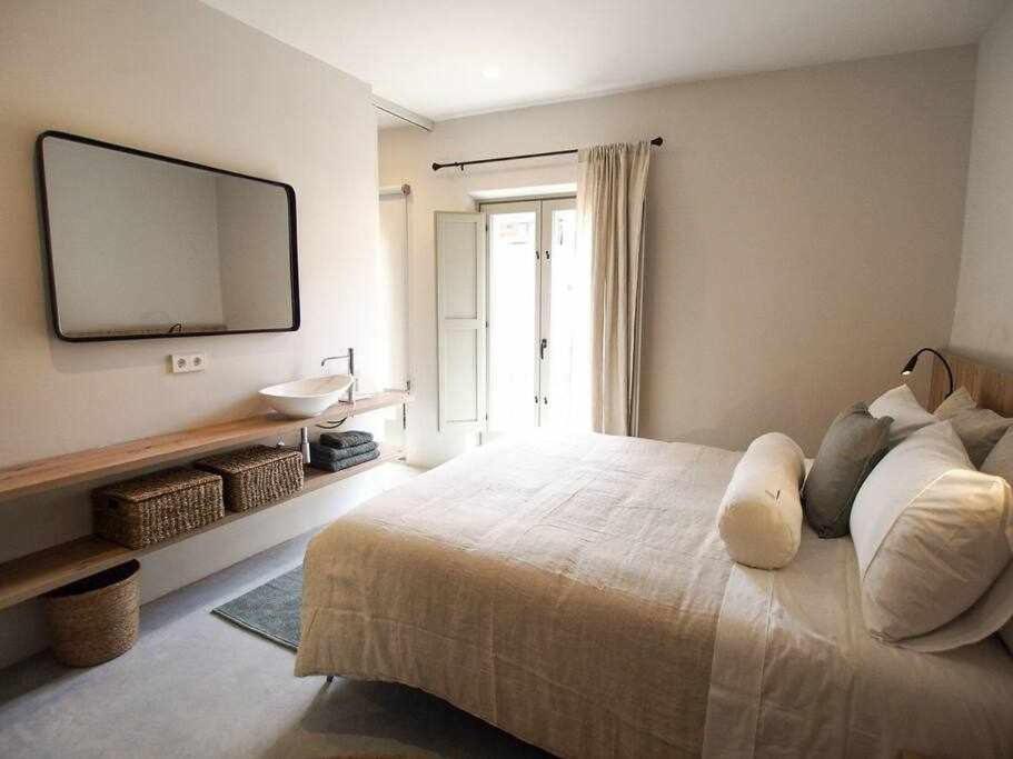 Velo Vern 3 Luxury Penthouse W Views Of City Wall Girona Zewnętrze zdjęcie